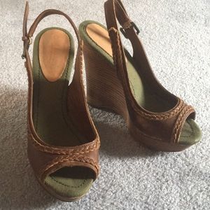 True Religion brown heels